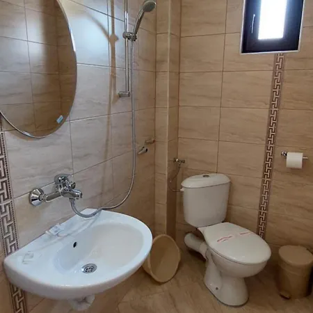 Casa de hóspedes Rositsa Kiten 2*